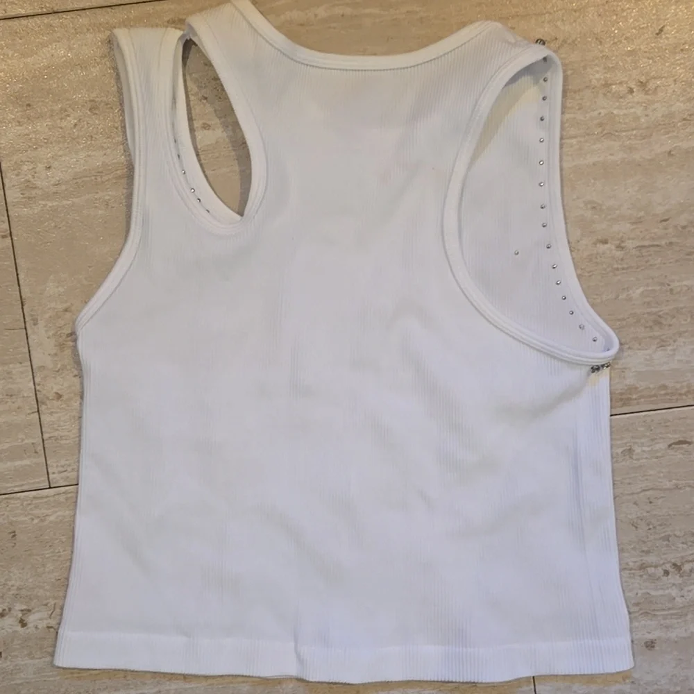 Inner Circle Trendy White Ribbed Bling Accent Tank Top - Picture 9 of 9